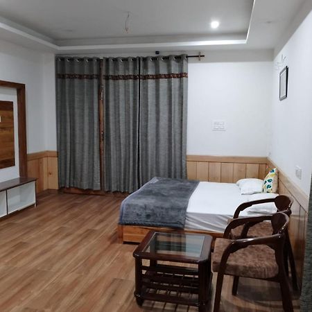 Mathan View Homestay - 3Min Drive To Kullu-Manali Airport Shamshi Zewnętrze zdjęcie