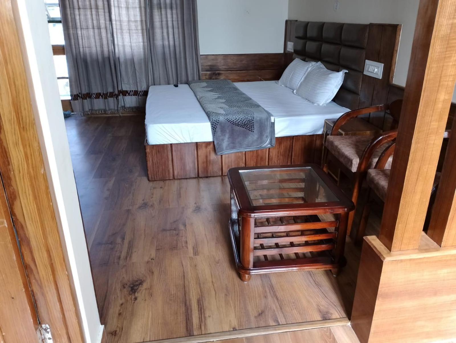 Mathan View Homestay - 3Min Drive To Kullu-Manali Airport Shamshi Zewnętrze zdjęcie